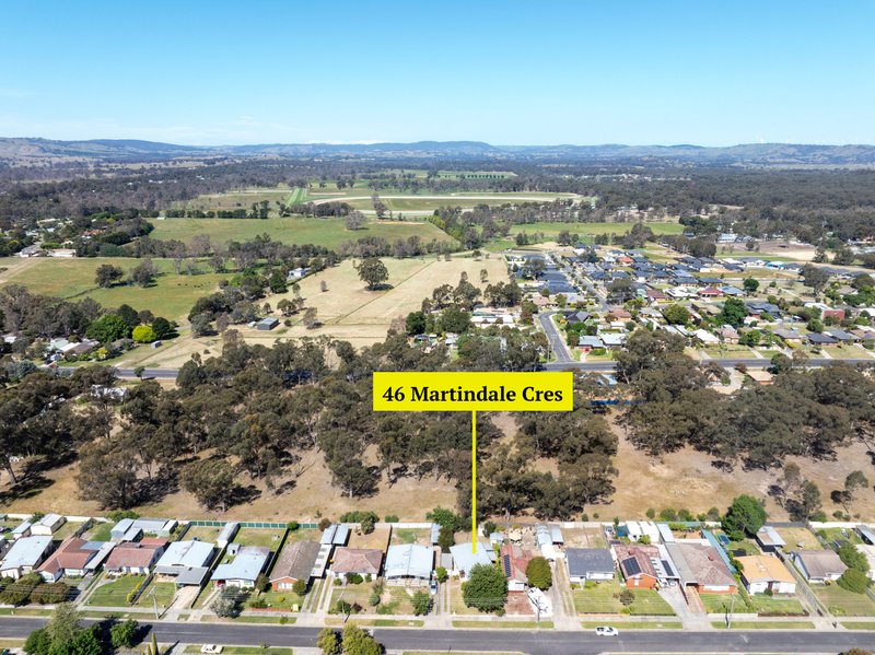 Photo - 46 Martindale Crescent, Seymour VIC 3660 - Image 15