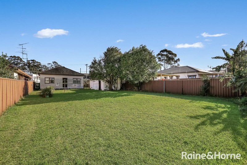 Photo - 46 Maryvale Avenue, Liverpool NSW 2170 - Image 3