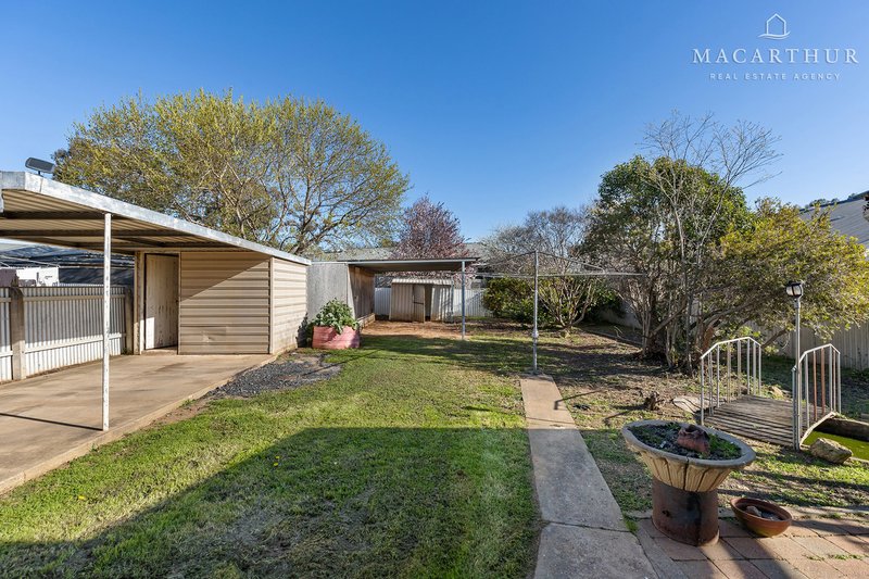 Photo - 46 Mckell Avenue, Mount Austin NSW 2650 - Image 14