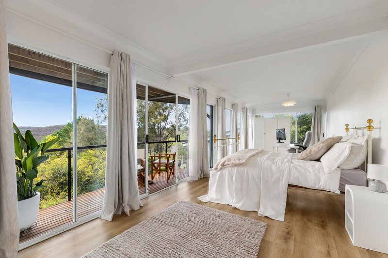 Photo - 46 Melaleuca Drive, St Ives NSW 2075 - Image 7