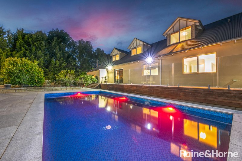 Photo - 46 Melbourne Road, Gisborne VIC 3437 - Image 5