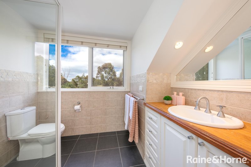 Photo - 46 Melbourne Road, Gisborne VIC 3437 - Image 16