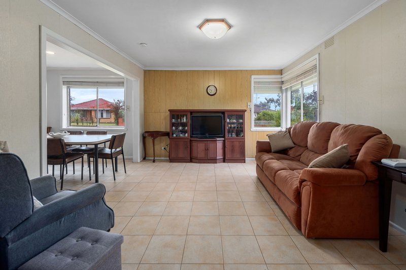 Photo - 46 Menzies Parade, Lalor VIC 3075 - Image 2