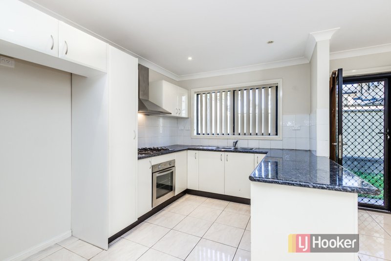 Photo - 4/6 Methven Street, Mount Druitt NSW 2770 - Image 3