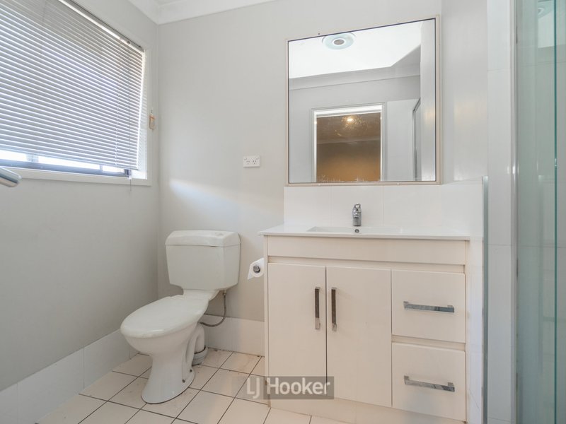 Photo - 46 Moreton Street, Boronia Heights QLD 4124 - Image 8