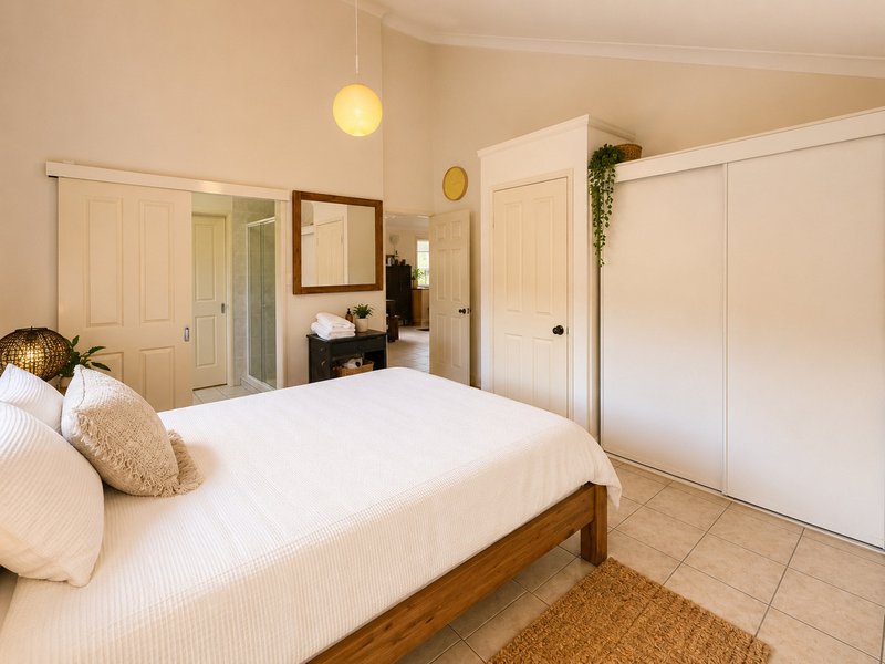 Photo - 46 Moreton Street, Bulwer QLD 4025 - Image 16