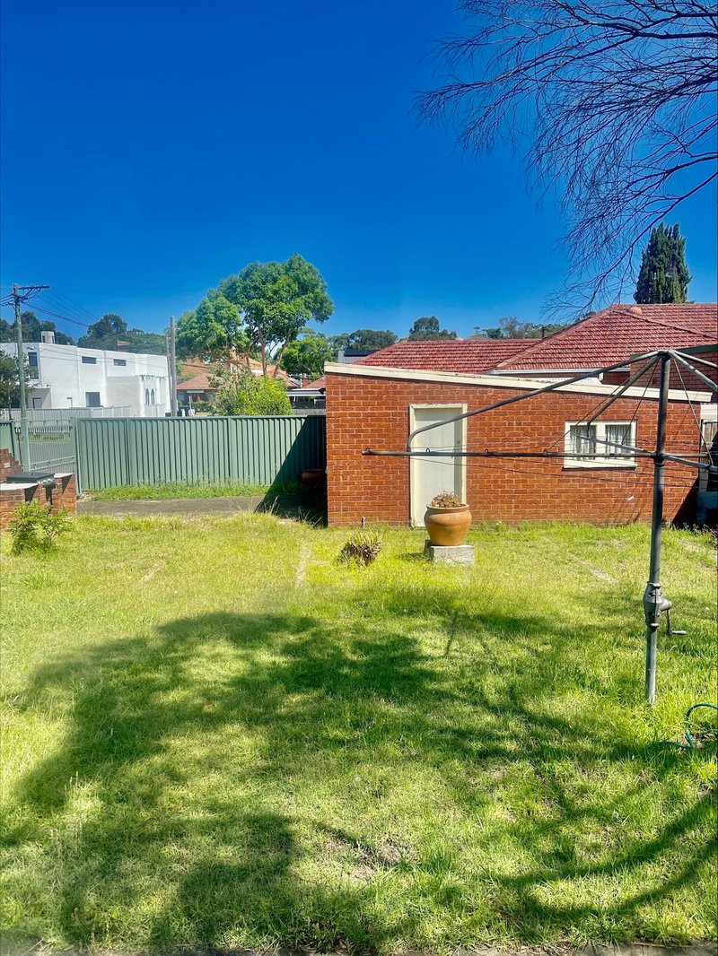 Photo - 46 Nirranda Street, Concord West NSW 2138 - Image 7