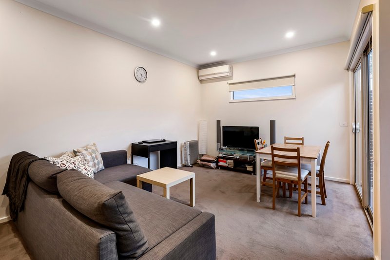 Photo - 4/6 Noble Street, Noble Park VIC 3174 - Image 2