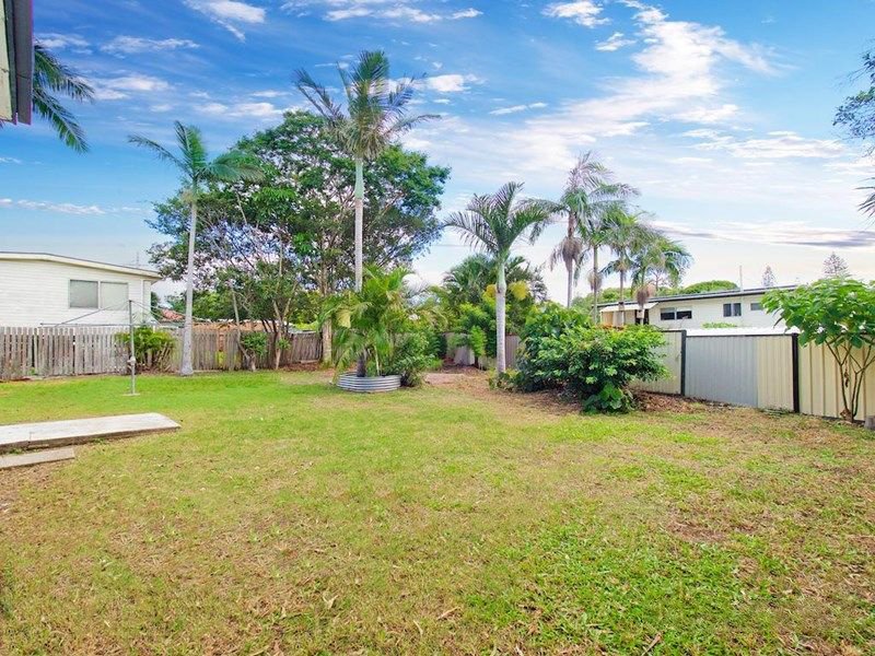 Photo - 46 Nyanza Street, Woodridge QLD 4114 - Image 11