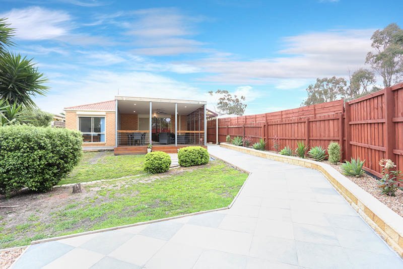 Photo - 46 Old Plenty Road, South Morang VIC 3752 - Image 13