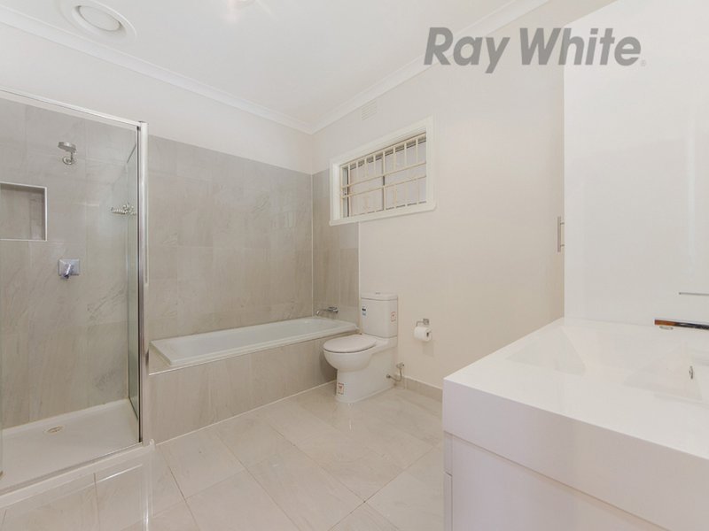 Photo - 46 Oleander Drive, St Albans VIC 3021 - Image 4