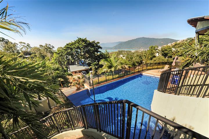 Photo - 4/6 Orana Street, Airlie Beach QLD 4802 - Image 11