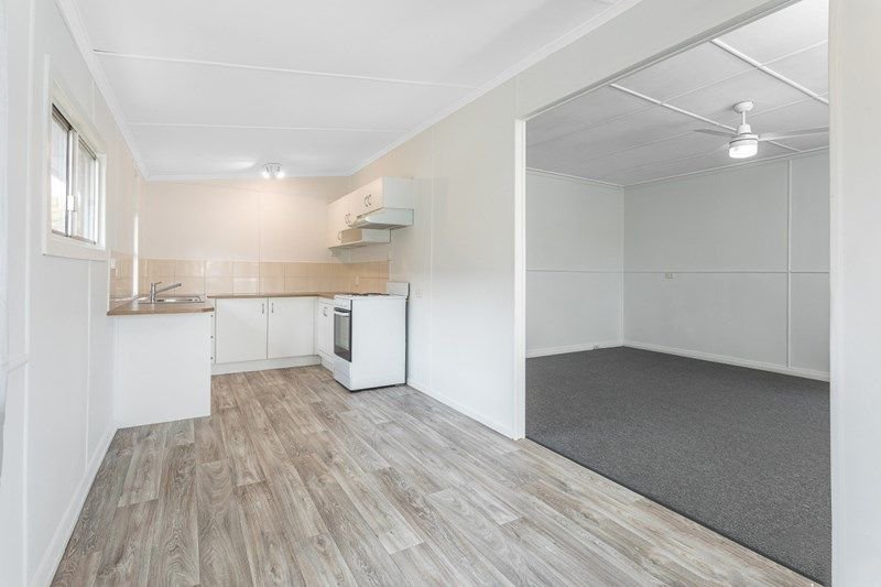 Photo - 46 Osborne Terrace, Deception Bay QLD 4508 - Image 3