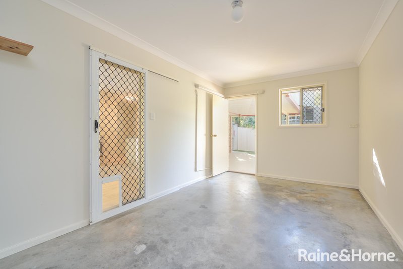 Photo - 46 Oxley Drive, South Gladstone QLD 4680 - Image 11