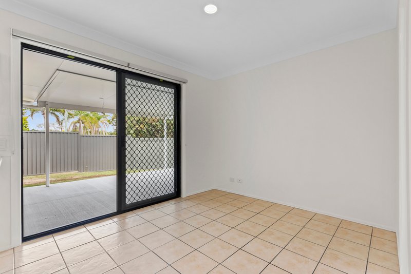 Photo - 46 Parsons Boulevard, Deception Bay QLD 4508 - Image 7