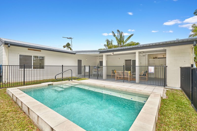 Photo - 46 Periwinkle Ave , Trinity Beach QLD 4879 - Image 12