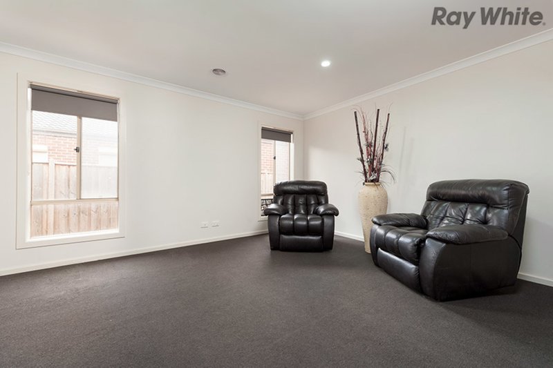 Photo - 46 Pinrush Road, Brookfield VIC 3338 - Image 6