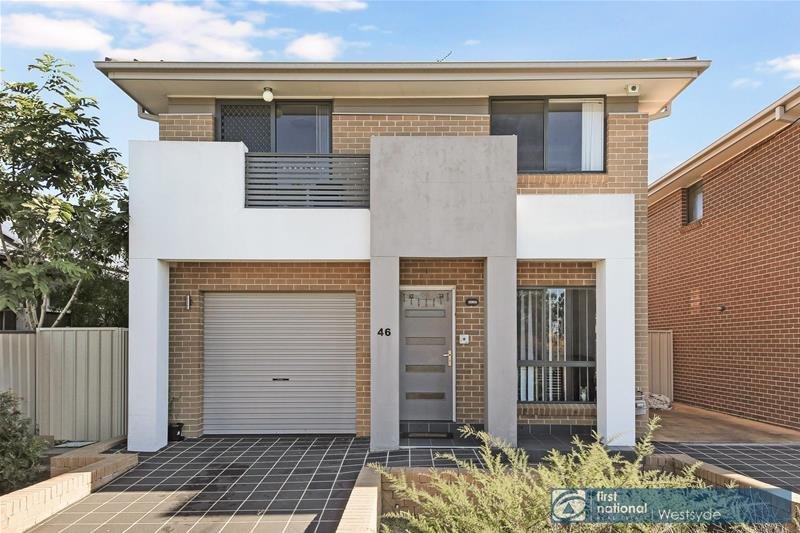 Photo - 46 Portico Parade, Toongabbie NSW 2146 - Image