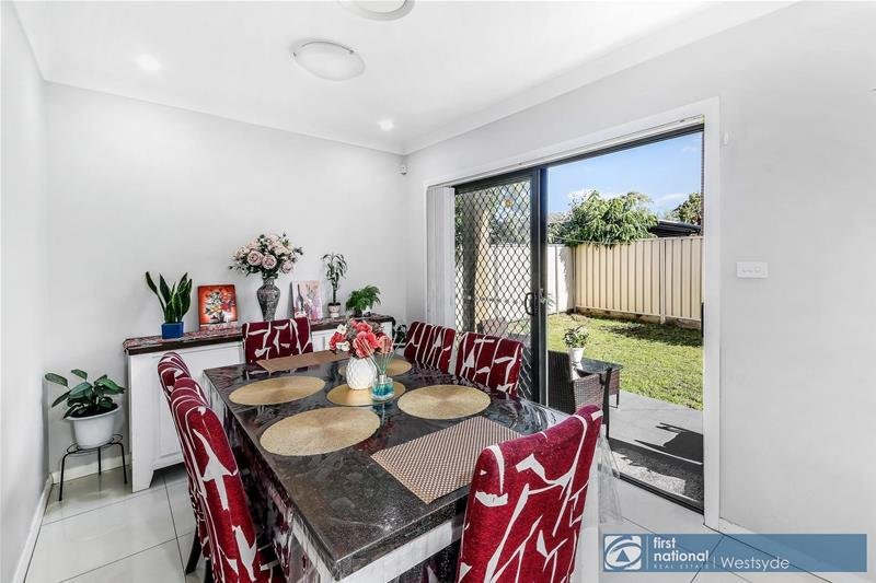 Photo - 46 Portico Parade, Toongabbie NSW 2146 - Image 3