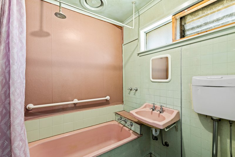 Photo - 46 Princess Road, Corio VIC 3214 - Image 7