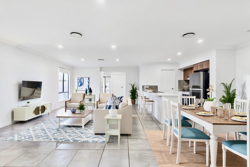 Photo - 46 Queen Street, Redland Bay QLD 4165 - Image 3