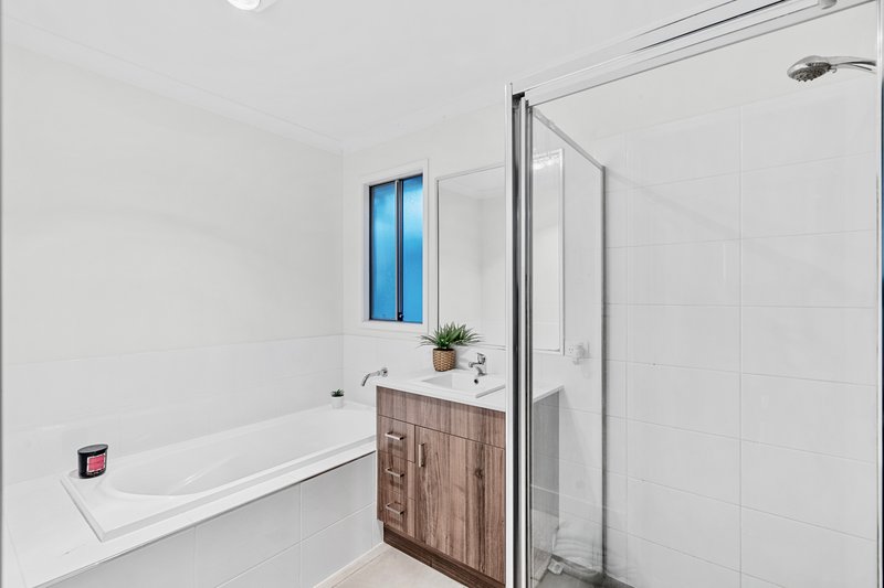 Photo - 46 Queen Street, Redland Bay QLD 4165 - Image 6
