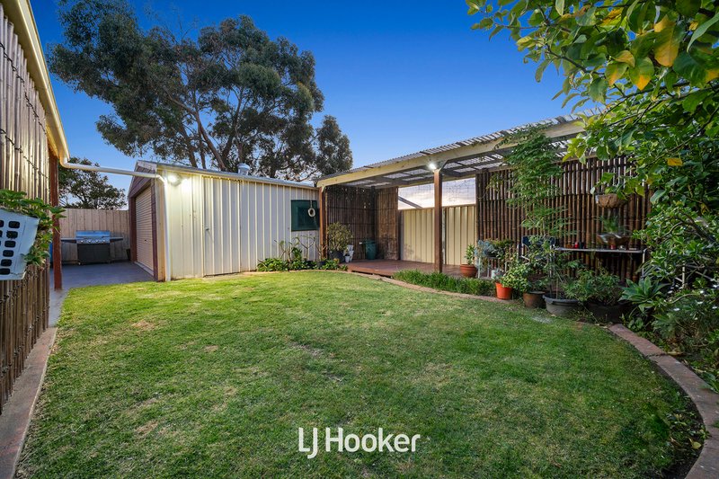 Photo - 46 Rachel Drive, Cranbourne North VIC 3977 - Image 15