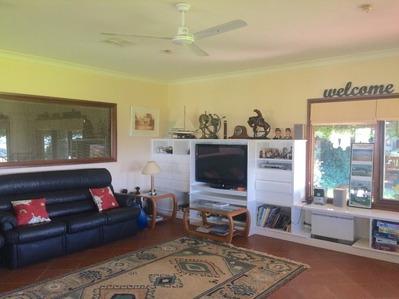 Photo - 46 Red Lane, Canowindra NSW 2804 - Image 8