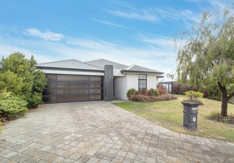 Photo - 46 Redheart Road, Carramar WA 6031 - Image 2