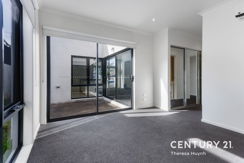 Photo - 46 Regent Avenue, Springvale VIC 3171 - Image 5