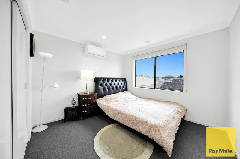 Photo - 46 Reverence Drive, Rockbank VIC 3335 - Image 10