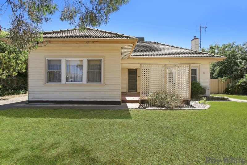 Photo - 46 Riverview Road, Benalla VIC 3672 - Image 2