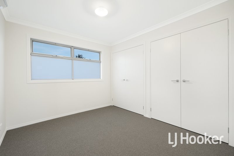 Photo - 4/6 Robert Street, Dandenong VIC 3175 - Image 9