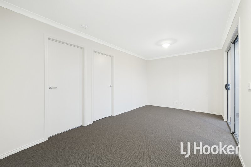 Photo - 4/6 Robert Street, Dandenong VIC 3175 - Image 12