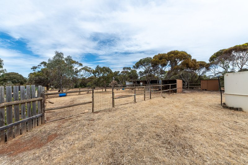 Photo - 46 Rodwell Road, Woodchester SA 5255 - Image 18