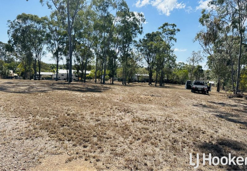 Photo - 46 Ronald Cres , Benaraby QLD 4680 - Image 8