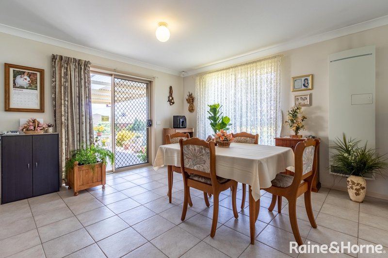 Photo - 46 Rosemont Avenue, Kelso NSW 2795 - Image 5