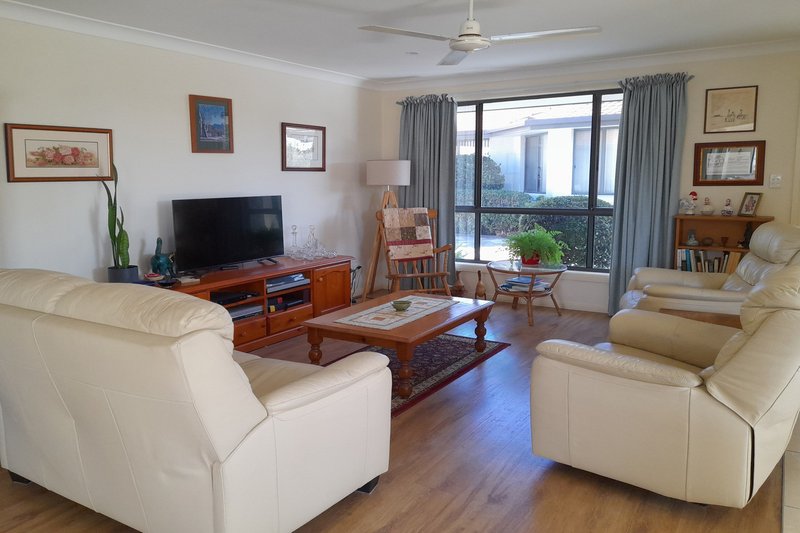 Photo - 4/6 Roslyn Street, Port Macquarie NSW 2444 - Image 5