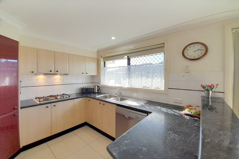 Photo - 4/6 Roslyn Street, Port Macquarie NSW 2444 - Image 6