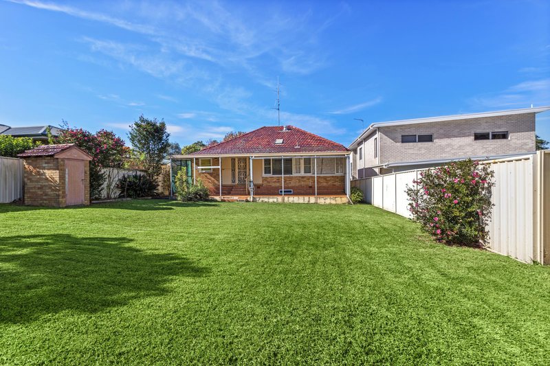 Photo - 46 Russell Street, Balgownie NSW 2519 - Image 13