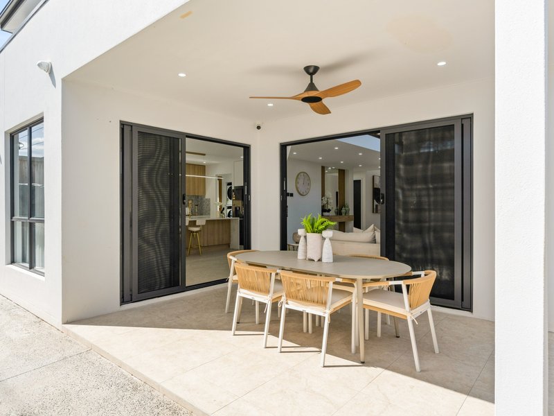 Photo - 46 Samuel Street, Calamvale QLD 4116 - Image 26