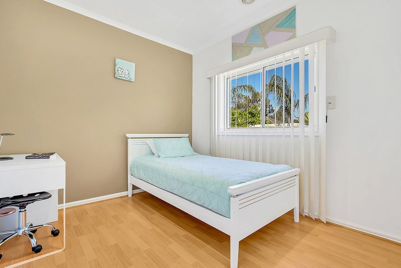 Photo - 46 Santa Cruz Boulevard, Roxburgh Park VIC 3064 - Image 18