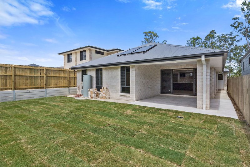 Photo - 46 Santorini Way, Springfield Lakes QLD 4300 - Image 8