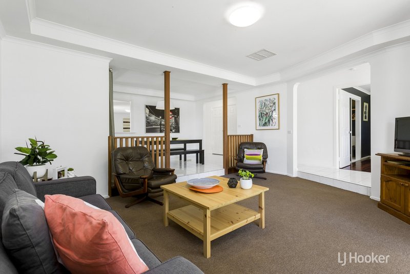 Photo - 46 Seabrook Boulevard, Seabrook VIC 3028 - Image 6