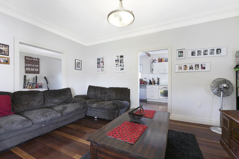 Photo - 46 Sibley Road, Wynnum West QLD 4178 - Image 6