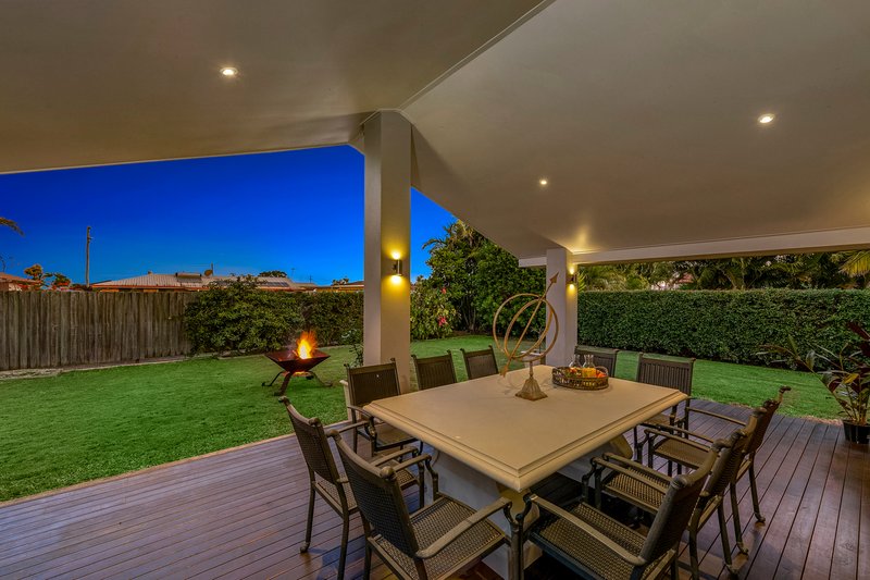 Photo - 46 Sinclair Street, Avenell Heights QLD 4670 - Image 13