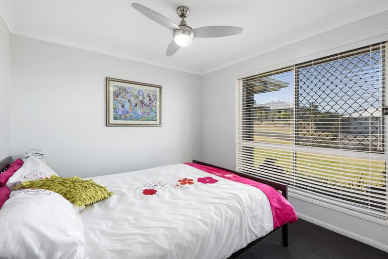 Photo - 46 Sommariva Street, Westbrook QLD 4350 - Image 11