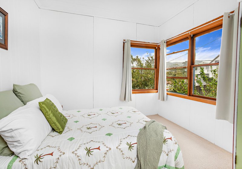 Photo - 46 Stanleigh Crescent, West Wollongong NSW 2500 - Image 4