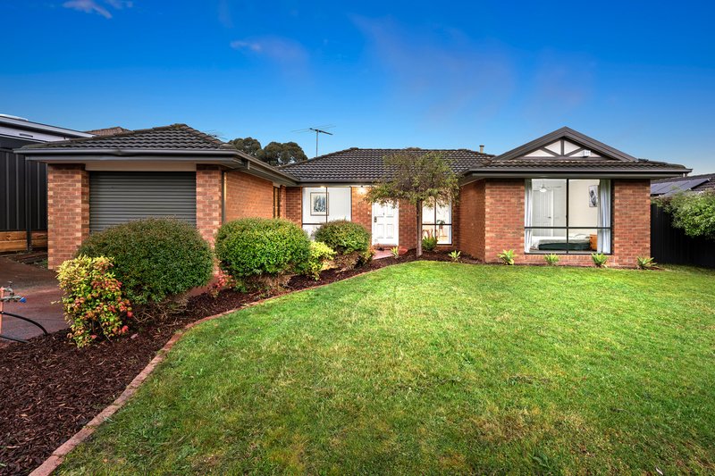 Photo - 46 Stanley Jones Drive, South Morang VIC 3752 - Image 13