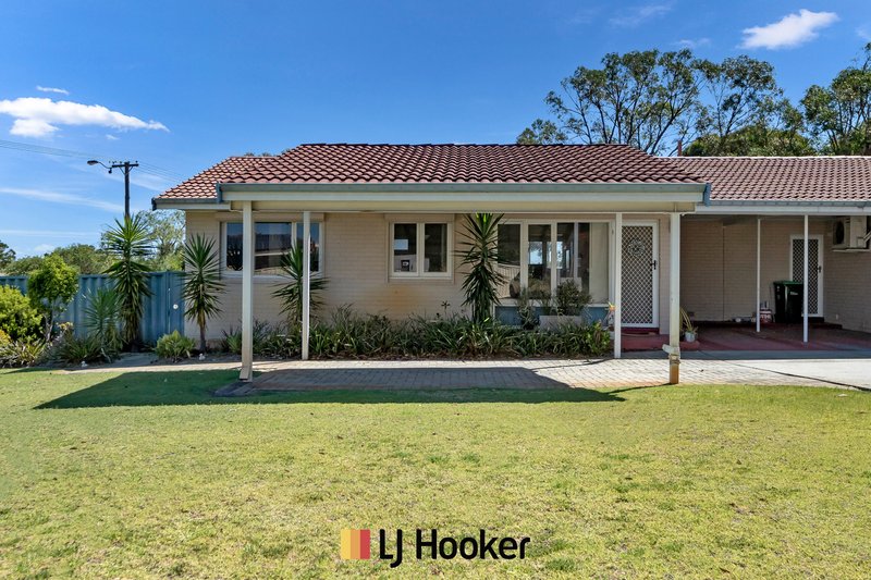 Photo - 46 Stebbing Way, Girrawheen WA 6064 - Image 5